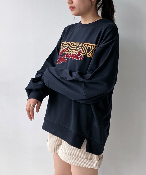 AS KNOW AS plus（アズノゥアズプラス）の「◇サガラ刺繍デザイン カレッジロゴスウェットプルオーバー（スウェット・レディース・アイボリー/ボルドー/ネイビー・FREE）」の12枚目の写真