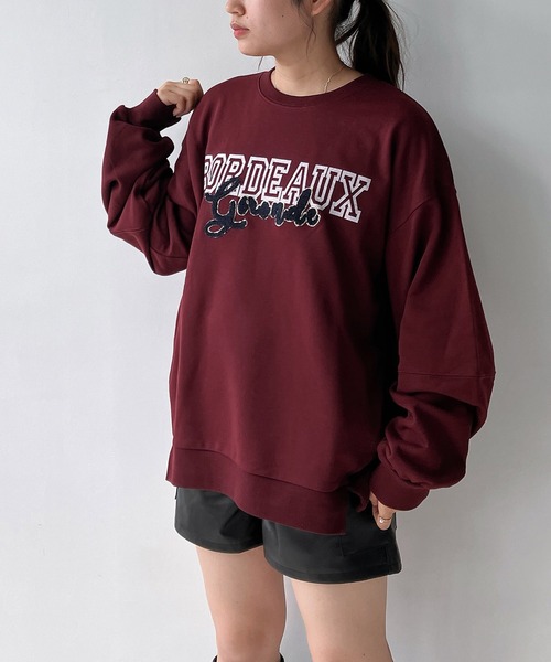 AS KNOW AS plus（アズノゥアズプラス）の「◇サガラ刺繍デザイン カレッジロゴスウェットプルオーバー（スウェット・レディース・アイボリー/ボルドー/ネイビー・FREE）」の18枚目の写真