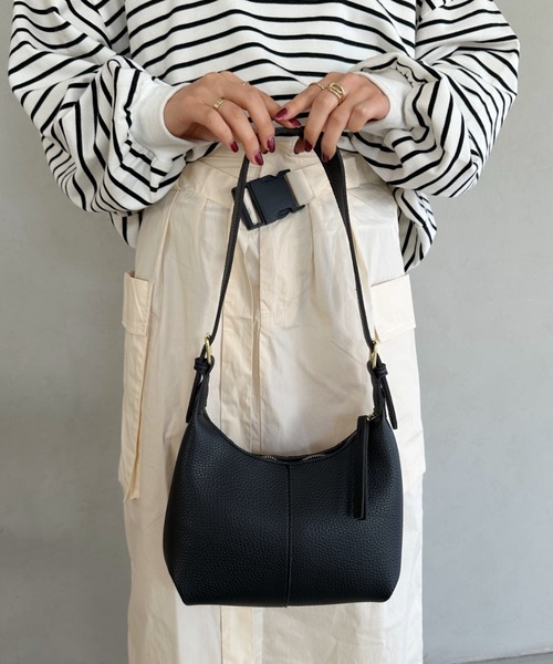ショルダーバッグ・ポシェット Circle Shoulder Bag org.jpg