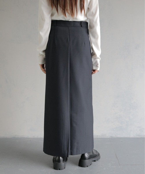 cheriella（シェリエラ）の「【cheriella】ベルト付ロングスカート BELTED LONG SKIRT（スカート・レディース・ブラック/チャコール・S/M）」の16枚目の写真