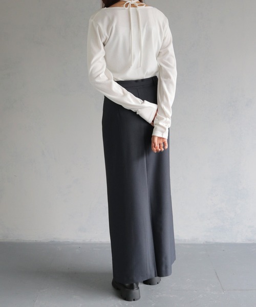 cheriella（シェリエラ）の「【cheriella】ベルト付ロングスカート BELTED LONG SKIRT（スカート・レディース・ブラック/チャコール・S/M）」の21枚目の写真