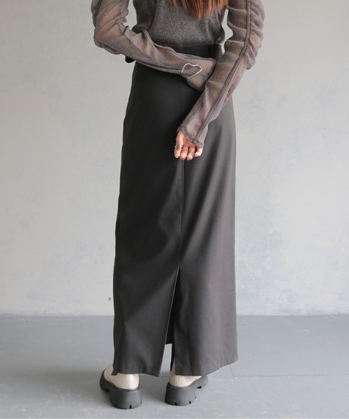 cheriella（シェリエラ）の「【cheriella】ベルト付ロングスカート BELTED LONG SKIRT（スカート・レディース・ブラック/チャコール・S/M）」の6枚目の写真