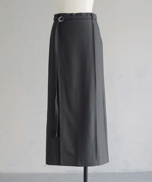 cheriella（シェリエラ）の「【cheriella】ベルト付ロングスカート BELTED LONG SKIRT（スカート・レディース・ブラック/チャコール・S/M）」の22枚目の写真