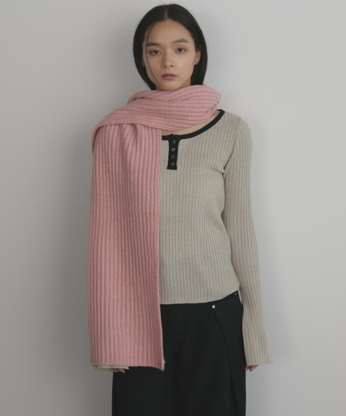 MERLOT（メルロー）の「リブニットマフラー（マフラー・レディース・イエロー/ピンク/ブルー・FREE）」の10枚目の写真