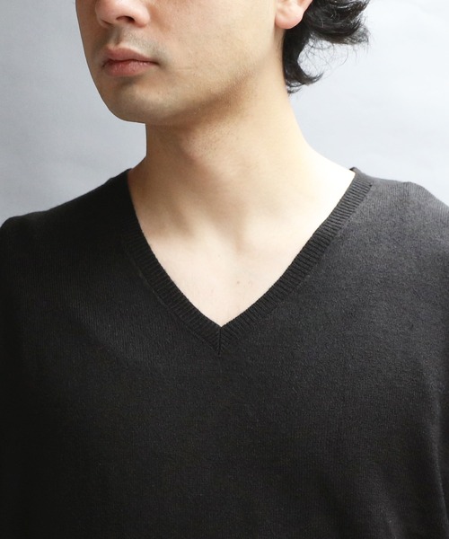 8(eight)(エイト)の「カシミヤタッチVネックセーター(ニット/セーター・メンズ・ホワイト/ブラック/ベージュ/ネイビー/ワインレッド/杢グレー/グレー系その他/ブルー系その他・SMALL/MEDIUM/X-LARGE/LARGE)」の9枚目の写真