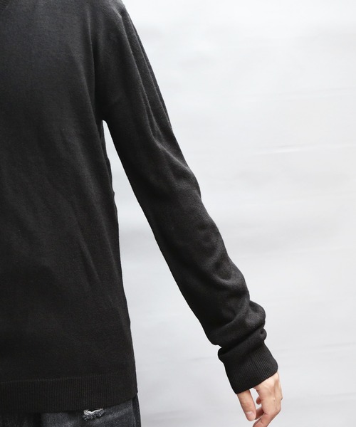 8(eight)(エイト)の「カシミヤタッチVネックセーター(ニット/セーター・メンズ・ホワイト/ブラック/ベージュ/ネイビー/ワインレッド/杢グレー/グレー系その他/ブルー系その他・SMALL/MEDIUM/X-LARGE/LARGE)」の10枚目の写真