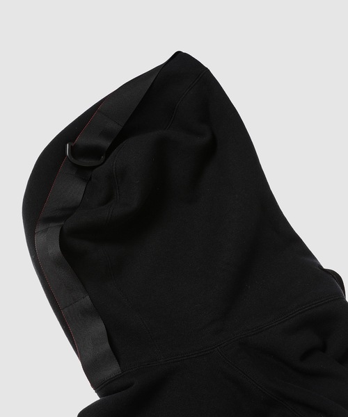 COMME des GARCONS HOMME（コム デ ギャルソン・オム）の「パッチポケット 切替え スエットフーディー（パーカー・メンズ・ブラック・L/M/S/XL）」の2枚目の写真