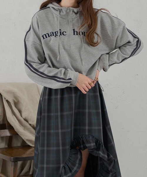 りなてぃコラボ】ハーフジップロゴスウェット/WEB/EC限定商品