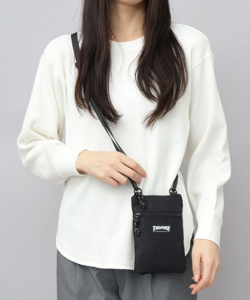 THRASHER（スラッシャー）の「ミニショルダー ポーチ スマートフォン収納対応（ショルダーバッグ・メンズ・ブラック/レオパード・FREE）」の5枚目の写真