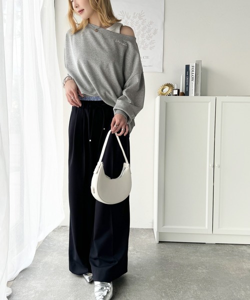 classicalelf（クラシカルエルフ）の「トレンドをひとさじ。ウエストが主役のワイドパンツ。ダブルウエストイージーパンツ（ウエストストライプ柄）（スラックス・レディース・ベージュ/ネイビー/アイボリー/チャコール・SMALL/MEDIUM/LARGE/X-LARGE）」の10枚目の写真