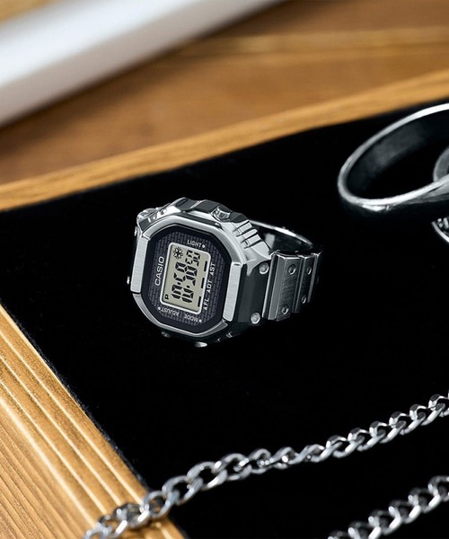 CASIO(カシオ)の「CASIO/カシオ 時計 CASIO RING WATCH リングウォッチ CRW-001-1JR(デジタル腕時計・メンズ・シルバー・FREE)」の11枚目の写真