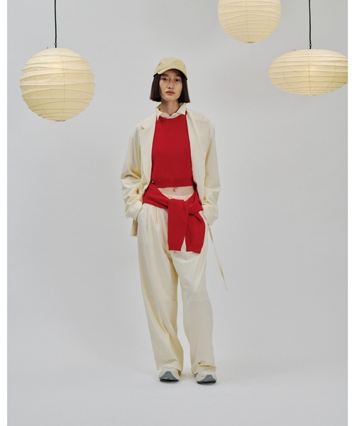 emmi（エミ）の「emmiロゴショートシャツ（シャツ/ブラウス・レディース・ホワイト/イエロー/ネイビー・FREE）」の5枚目の写真