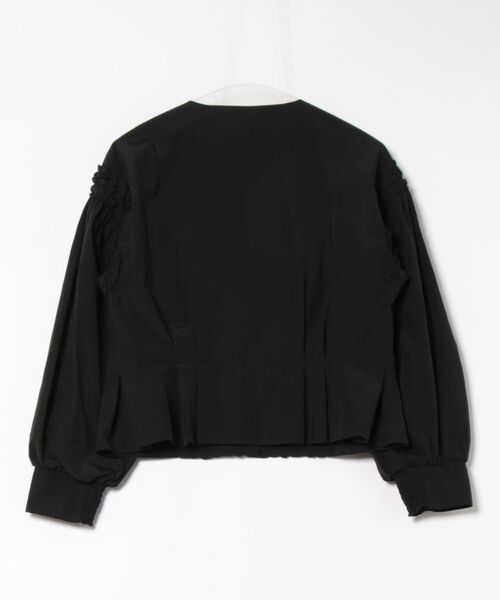 フリルアクセントノーカラージャケット（ノーカラージャケット