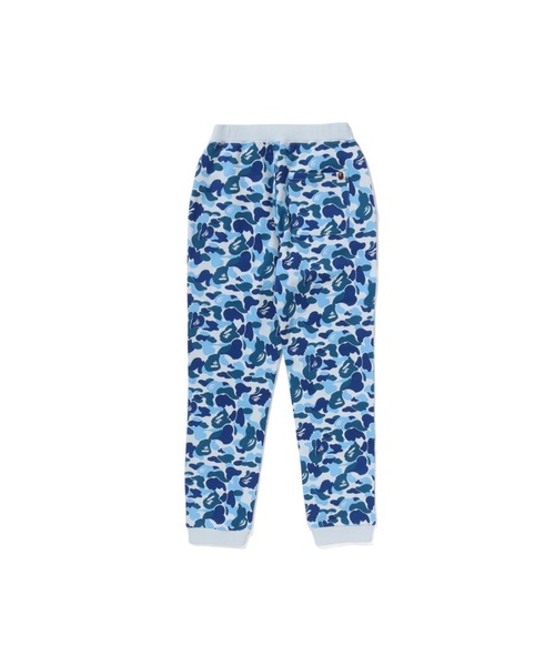 A BATHING APE(アベイシングエイプ)の「ABC CAMO APE & MILO ONE POINT SWEAT PANTS(スウェットパンツ・キッズ・ピンク/グリーン/ブルー・160/150)」の5枚目の写真