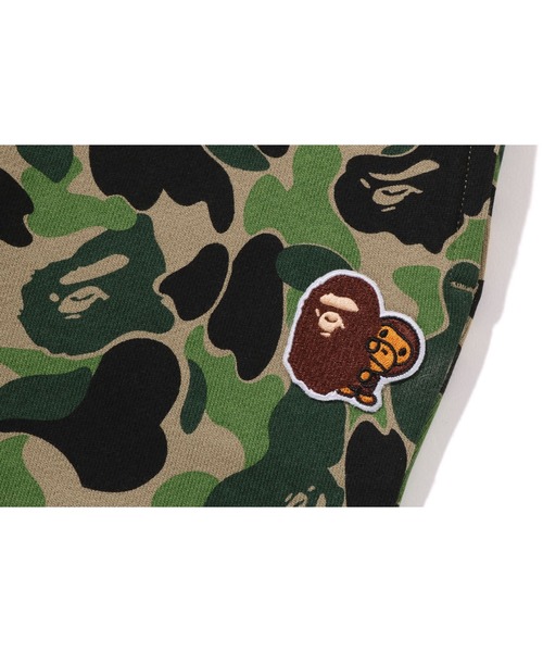 A BATHING APE(アベイシングエイプ)の「ABC CAMO APE & MILO ONE POINT SWEAT PANTS(スウェットパンツ・キッズ・ピンク/グリーン/ブルー・160/150)」の7枚目の写真