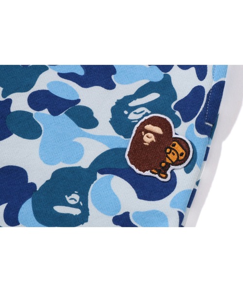 A BATHING APE(アベイシングエイプ)の「ABC CAMO APE & MILO ONE POINT SWEAT PANTS(スウェットパンツ・キッズ・ピンク/グリーン/ブルー・160/150)」の8枚目の写真