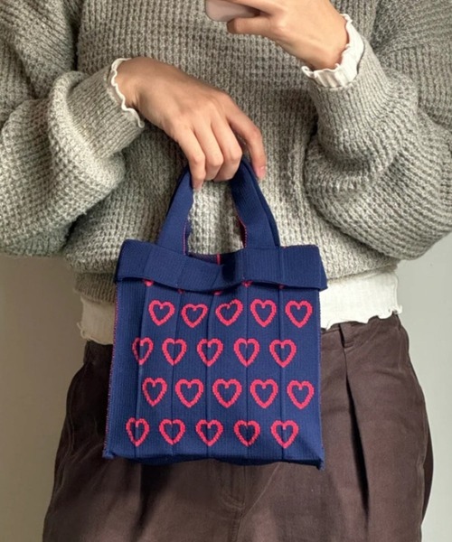 KNT365(ケイエヌティサンロクゴ)の「Co-Knitty Heart(ハンドバッグ・レディース・コーラルピンク/レッド・FREE)」の2枚目の写真