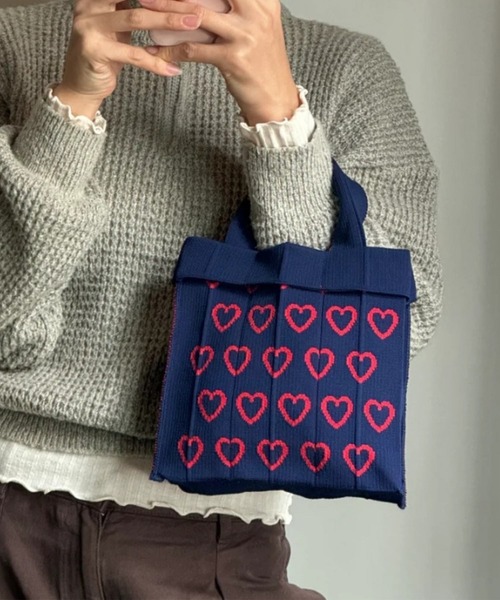 KNT365(ケイエヌティサンロクゴ)の「Co-Knitty Heart(ハンドバッグ・レディース・コーラルピンク/レッド・FREE)」の3枚目の写真
