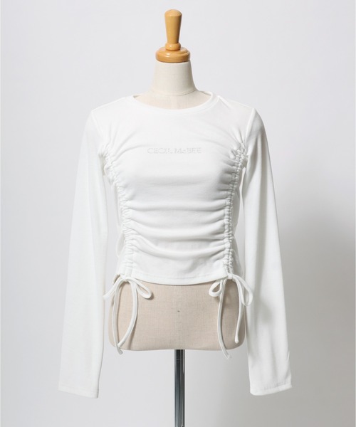 CECIL McBEE（セシルマクビー）の「CECIL McBEE（セシルマクビー）ギャザードロストリボン ラインストーンロゴリブニットロンT レディース/長袖（Tシャツ/カットソー・レディース・オフホワイト/ブラック・M/L）」の13枚目の写真