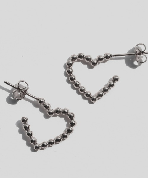 abaskdesign(アバスクデザイン)の「金属アレルギー対応 ドットハートピアス(ピアス(両耳用)・レディース・ゴールド/シルバー・FREE)」の8枚目の写真