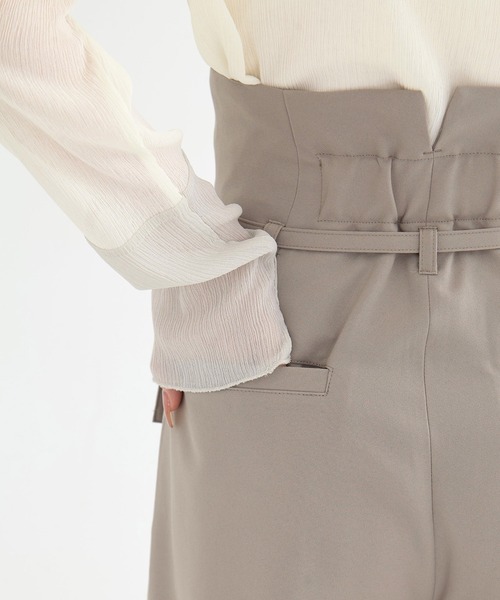 UNITED TOKYO（ユナイテッドトウキョウ）の「【シリーズ累計販売数21,000本突破！】HAKAMAラップワイドパンツ｜細見え/ウォッシャブル/防シワ/ストレッチ/オフィスカジュアル/秋服（その他パンツ・レディース・インディゴブルー/ダークグレー/ライトグリーン/ベージュ/ブラウン/ブラック/グレー系その他/ブルー系その他/グレー/ブラック系その他2・2/4/3/1）」の20枚目の写真