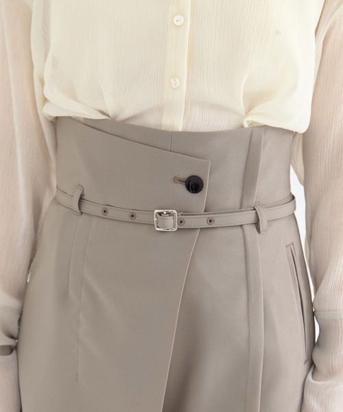 UNITED TOKYO（ユナイテッドトウキョウ）の「【シリーズ累計販売数21,000本突破！】HAKAMAラップワイドパンツ｜細見え/ウォッシャブル/防シワ/ストレッチ/オフィスカジュアル/秋服（その他パンツ・レディース・インディゴブルー/ダークグレー/ライトグリーン/ベージュ/ブラウン/ブラック/グレー系その他/ブルー系その他/グレー/ブラック系その他2・2/4/3/1）」の21枚目の写真