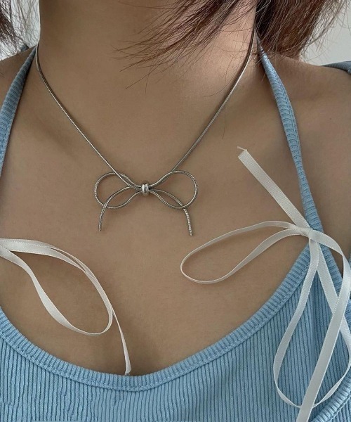 UP START（アップスタート）の「【LAMPOON】リボンチェーンネックレス（ネックレス・レディース・シルバー・FREE）」の2枚目の写真