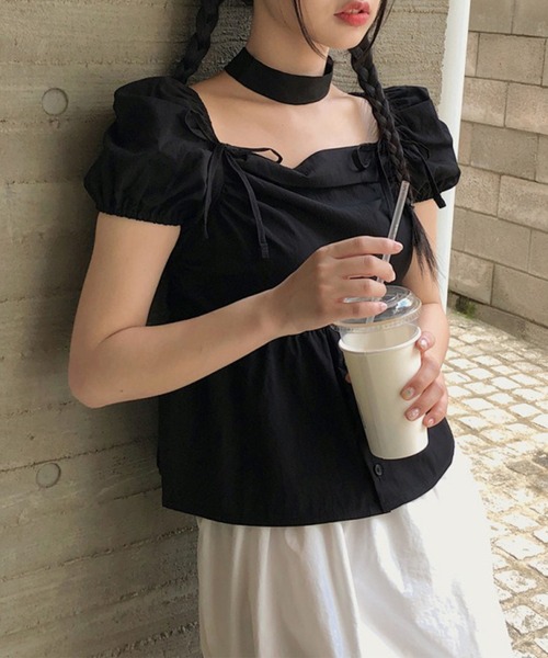 Lace Ladies(レースレディース)の「チョーカー付き リボン ペプラム パフスリーブ ブラウス(シャツ/ブラウス・レディース・ホワイト/ブラック・FREE)」の1枚目の写真