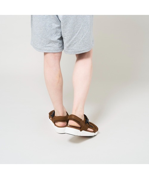 Clarks(クラークス)の「Trigenic2 Ray / トライジェニック2レイ(ダークサンドヌバック)(サンダル・メンズ・ベージュ・UK7/UK9/UK9.5/UK6.5/UK8/UK10.5)」の14枚目の写真