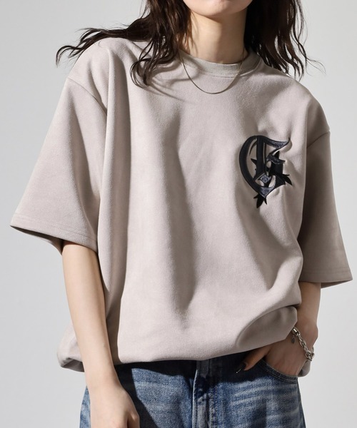 RE730（アールイーセブンサーティー）の「Logo embroidered short sleeve T-shirt / ロゴ刺繍半袖Tシャツ unisex（Tシャツ/カットソー・メンズ・ブラック/アイボリー/モカ・L/M）」の6枚目の写真