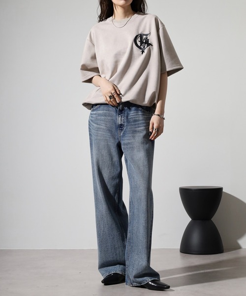 RE730（アールイーセブンサーティー）の「Logo embroidered short sleeve T-shirt / ロゴ刺繍半袖Tシャツ unisex（Tシャツ/カットソー・メンズ・ブラック/アイボリー/モカ・L/M）」の10枚目の写真