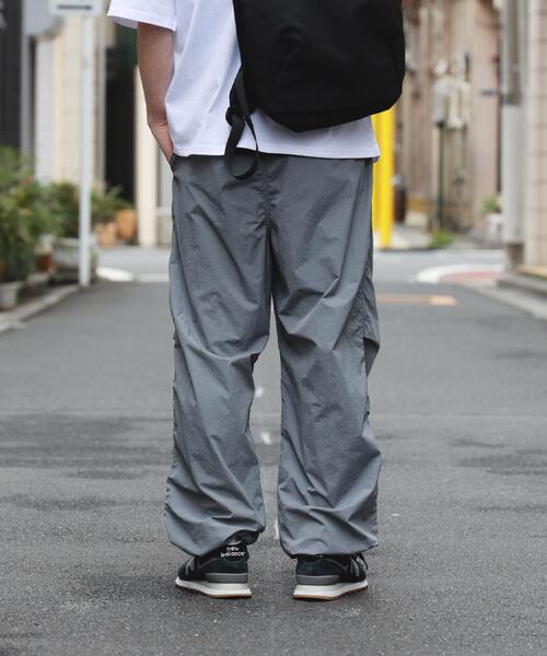 BACK NUMBER（バックナンバー）の「BACK NUMBER(バックナンバー)【メンズ】「接触冷感」ナイロンオーバーパンツ（その他パンツ・メンズ・ブラック/グレー・M/L）」の12枚目の写真