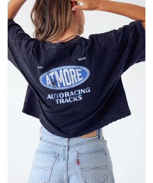 Ungrid(アングリッド)の「【UNISEX/ユニセックス】エンブロイダリーダメージロゴTee(Tシャツ/カットソー・レディース・オフホワイト/ブラック/オレンジ・SMALL/MEDIUM)」の6枚目の写真