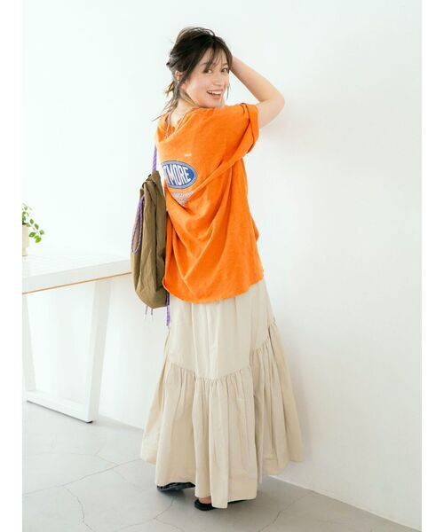 Ungrid(アングリッド)の「【UNISEX/ユニセックス】エンブロイダリーダメージロゴTee(Tシャツ/カットソー・レディース・オフホワイト/ブラック/オレンジ・SMALL/MEDIUM)」の18枚目の写真