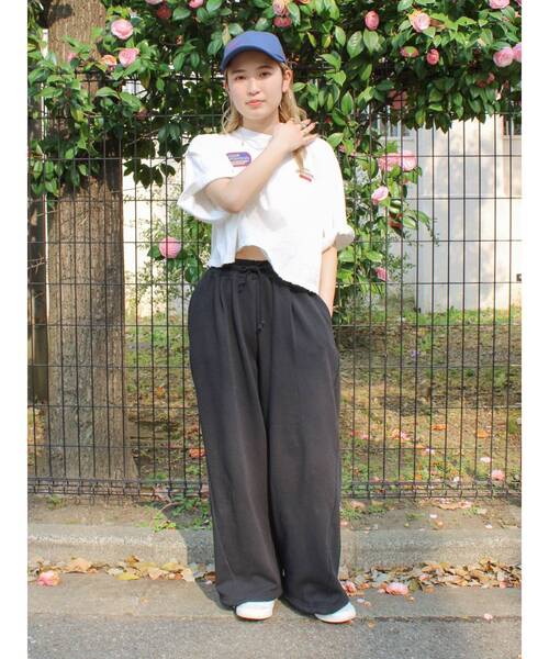 Ungrid(アングリッド)の「【UNISEX/ユニセックス】エンブロイダリーダメージロゴTee(Tシャツ/カットソー・レディース・オフホワイト/ブラック/オレンジ・SMALL/MEDIUM)」の22枚目の写真