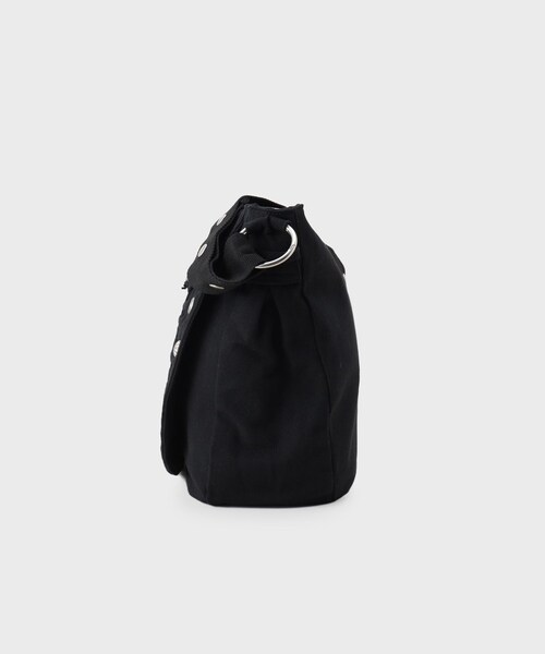 tk.TAKEO KIKUCHI(ティーケータケオキクチ)の「K’PJT by AOI 「Canvas Shoulder Bag」(ショルダーバッグ・メンズ・ブラック・00)」の6枚目の写真