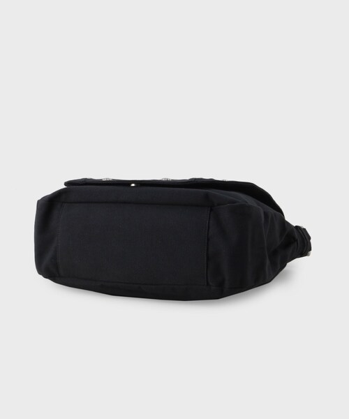 tk.TAKEO KIKUCHI(ティーケータケオキクチ)の「K’PJT by AOI 「Canvas Shoulder Bag」(ショルダーバッグ・メンズ・ブラック・00)」の8枚目の写真