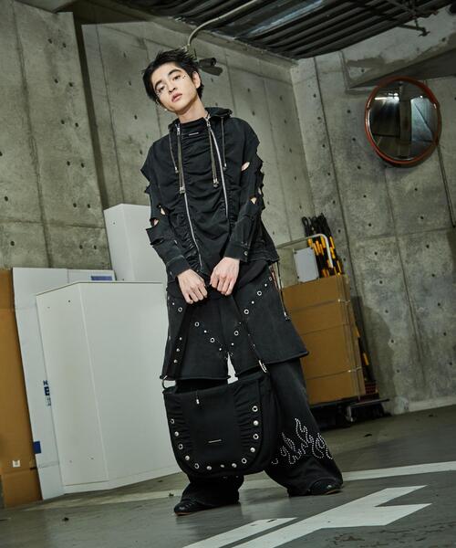 tk.TAKEO KIKUCHI(ティーケータケオキクチ)の「K’PJT by AOI 「Canvas Shoulder Bag」(ショルダーバッグ・メンズ・ブラック・00)」の17枚目の写真