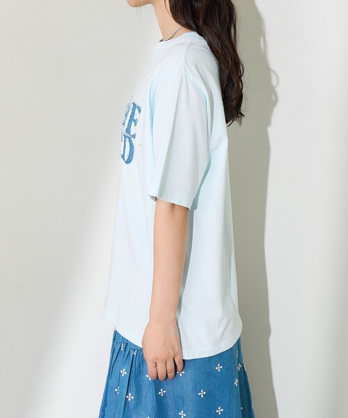 デイジー♥️ セール】デニムロゴデイジーTシャツ/フラワー刺繍Tシャツ（T