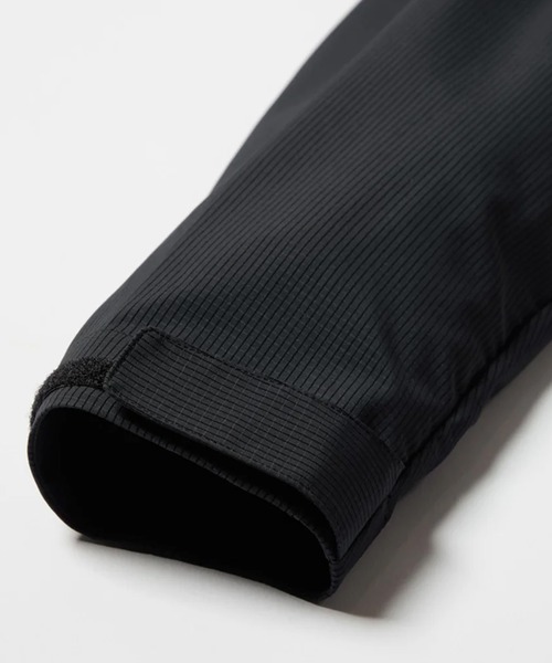 DESCENTE ALLTERRAIN(デサント オルテライン)の「DESCENTE ALLTERRAIN/デサント オルテライン JACKET CREAS AIR ジャケット(ナイロンジャケット・メンズ・ブラック・O/L/M)」の22枚目の写真