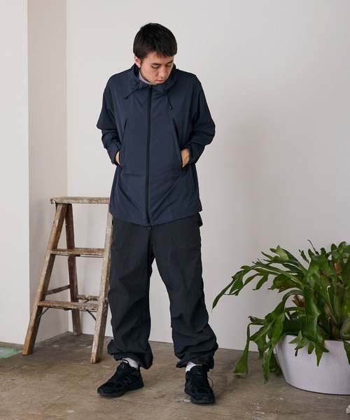 DESCENTE ALLTERRAIN(デサント オルテライン)の「DESCENTE ALLTERRAIN/デサント オルテライン JACKET CREAS AIR ジャケット(ナイロンジャケット・メンズ・ブラック・O/L/M)」の15枚目の写真