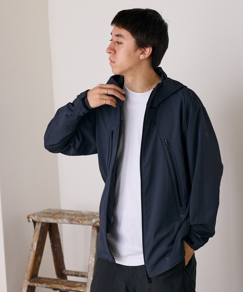 DESCENTE ALLTERRAIN(デサント オルテライン)の「DESCENTE ALLTERRAIN/デサント オルテライン JACKET CREAS AIR ジャケット(ナイロンジャケット・メンズ・ブラック・O/L/M)」の13枚目の写真