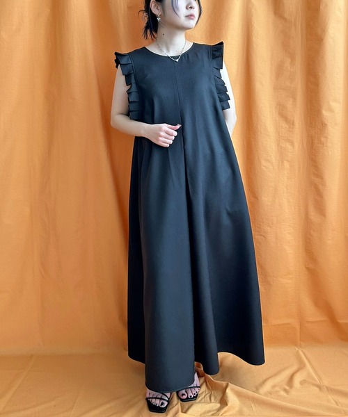 LHELBIE（レルビエ）の「タックスリーブワンピース（ワンピース・レディース・ライトベージュ/ブラック/ネイビー・M）」の12枚目の写真