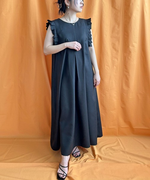 LHELBIE（レルビエ）の「タックスリーブワンピース（ワンピース・レディース・ライトベージュ/ブラック/ネイビー・M）」の8枚目の写真