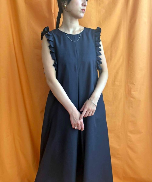 LHELBIE（レルビエ）の「タックスリーブワンピース（ワンピース・レディース・ライトベージュ/ブラック/ネイビー・M）」の22枚目の写真