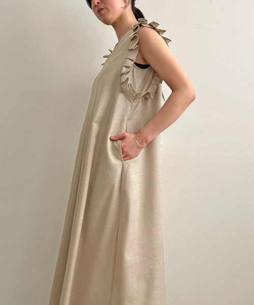 LHELBIE（レルビエ）の「タックスリーブワンピース（ワンピース・レディース・ライトベージュ/ブラック/ネイビー・M）」の13枚目の写真