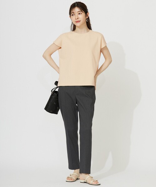 ANY SIS(エニィスィス)の「ビジュー付き カットソー(Tシャツ/カットソー・レディース・ホワイト系/ライトイエロー系/ブラック系・4)」の8枚目の写真