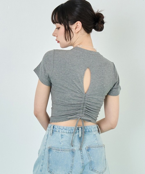 ANAP(アナップ)の「バックギャザートップス(Tシャツ/カットソー・レディース・グレー/ブラック/ホワイト・FREE)」の1枚目の写真