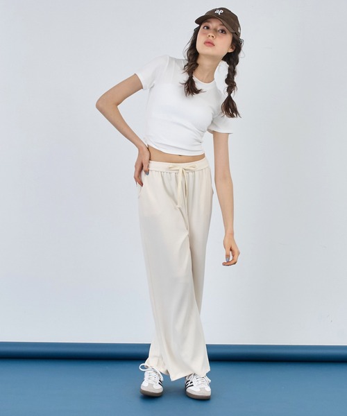 ANAP(アナップ)の「バックギャザートップス(Tシャツ/カットソー・レディース・グレー/ブラック/ホワイト・FREE)」の17枚目の写真