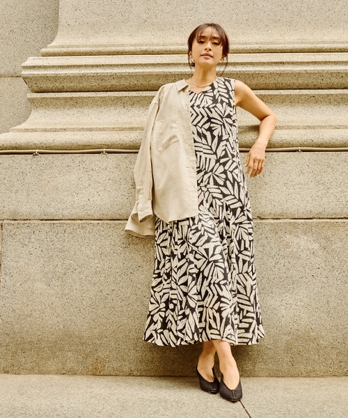 ROPE'（ロペ）の「【DEVEAUX（デヴォー）】Aラインフレアワンピース/洗える（ワンピース・レディース・ブラック/グリーン・36/38）」の17枚目の写真